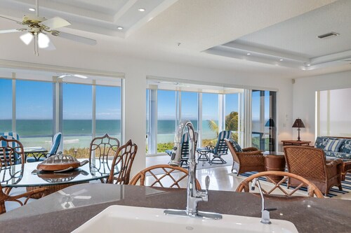 Exclusive Private Residence on the Gulf of Mexico, a Premier Vacation Retreat