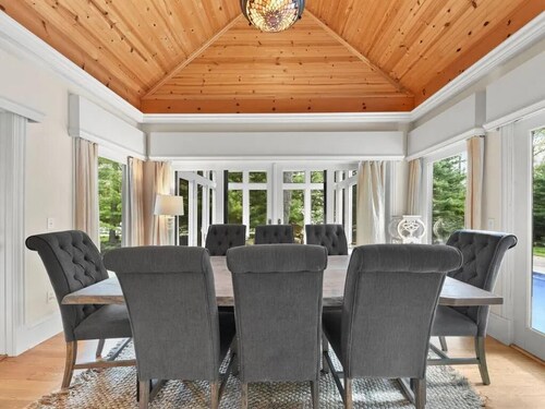 Golf, Private Pool, Game Room & Outdoor Entertaining - Sleep 16 in Grand Beach