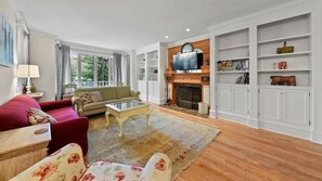 Smart TV, fireplace, stereo - Grand Beach Luxury Estate | Private Heated Pool & Spa | Sleeps 16 (Grand Beach)