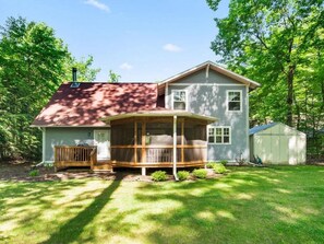 Exterior - Private Setting - Close to Beach, Shops, Restaurants and the Casino (New Buffalo)