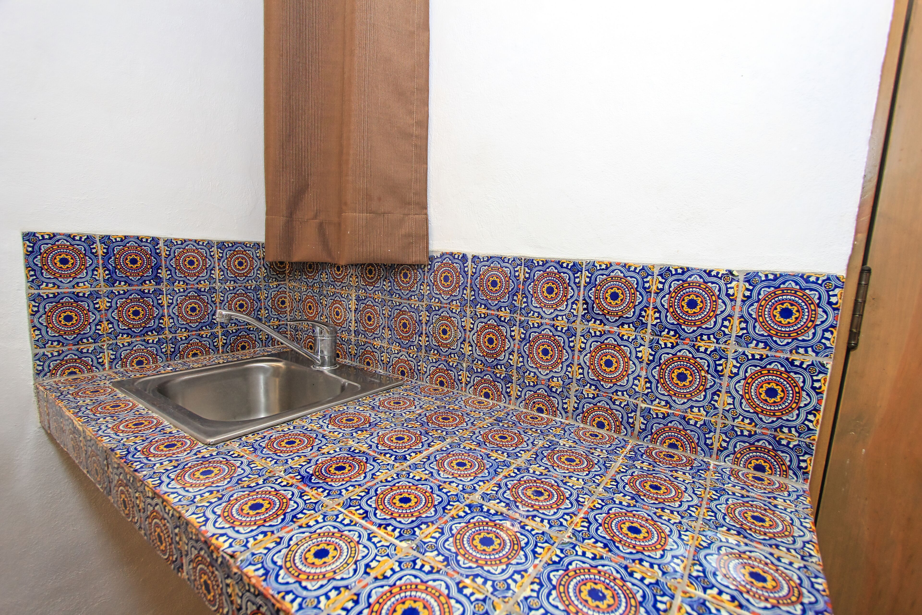 design double room | iron/ironing board, free wifi, bed sheets