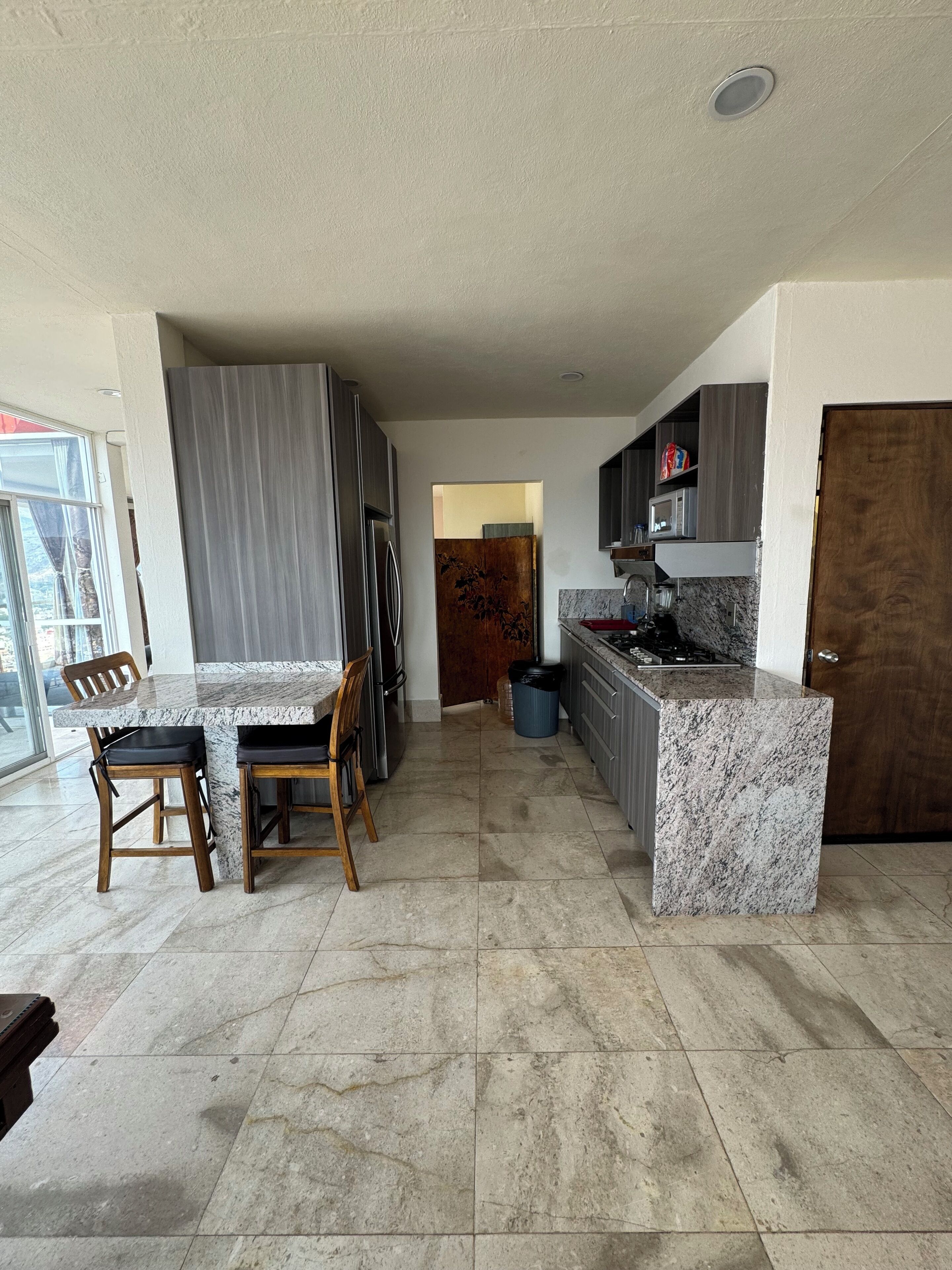 Photo - La Vista Hotel
