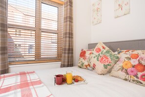 1 chambre, bureau, chambres insonorisées, fer et planche à repasser