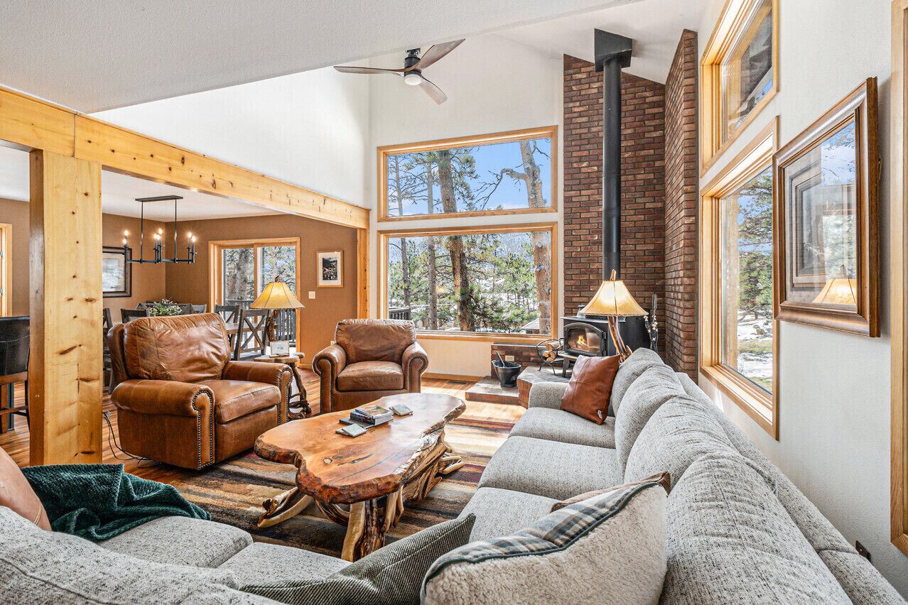 Smart TV, fireplace, foosball, books