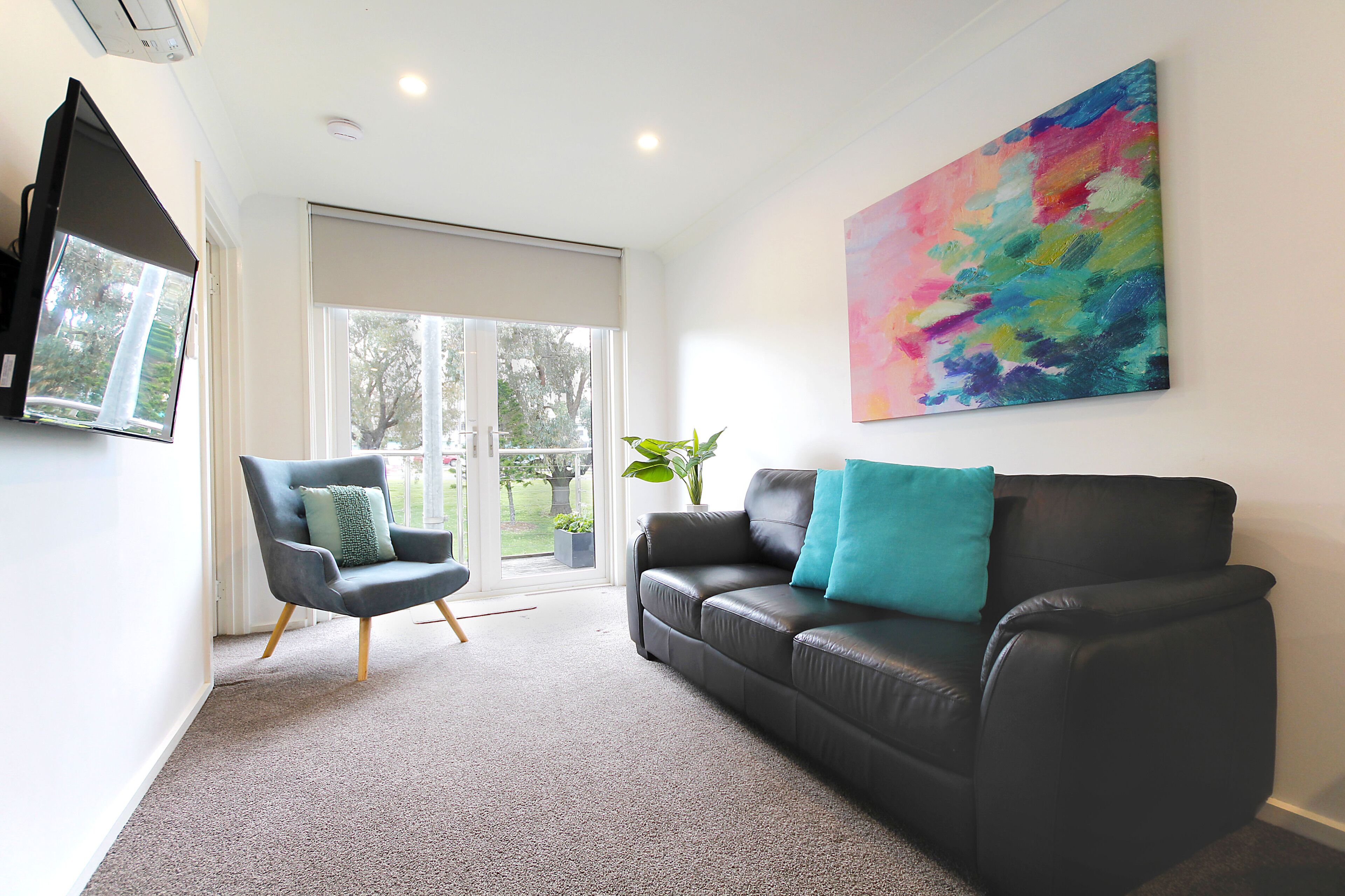 Standard Double Room, 2 Bedrooms | Living area
