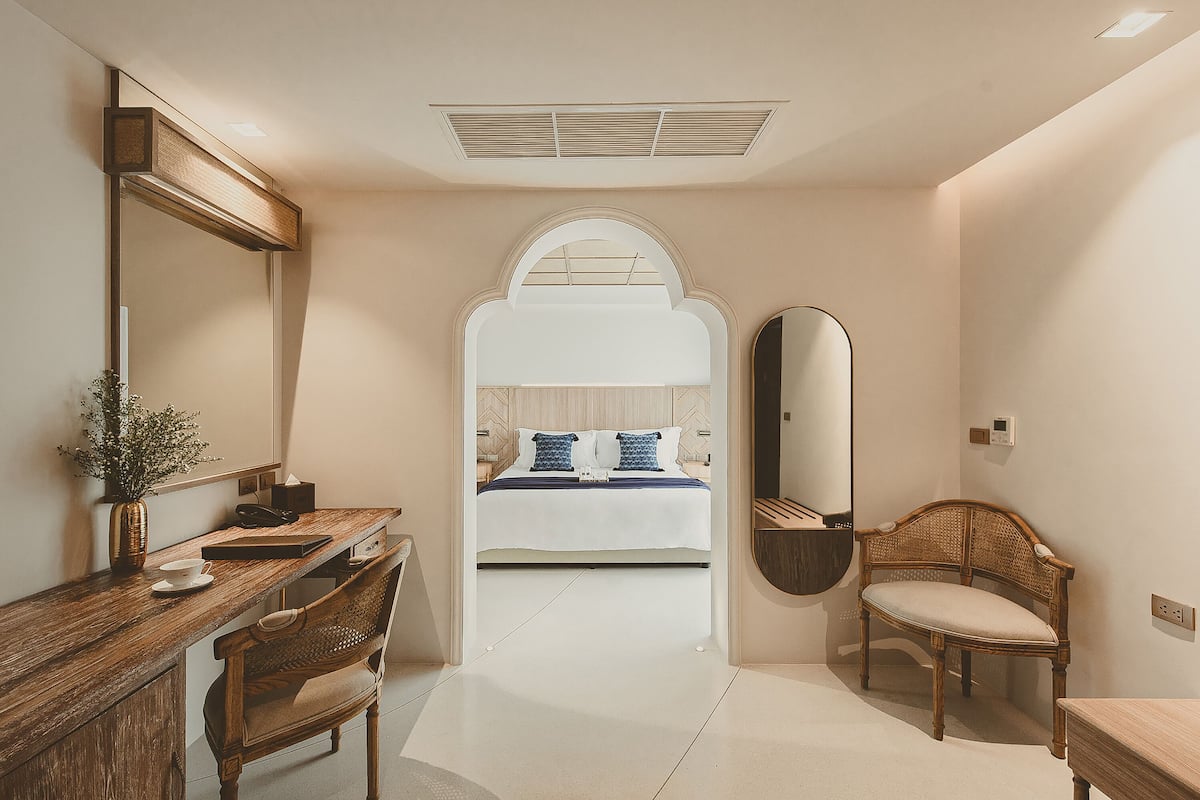 Grand Deluxe Room with Garden View | Hochwertige Bettwaren, Pillowtop-Betten, Minibar, Zimmersafe