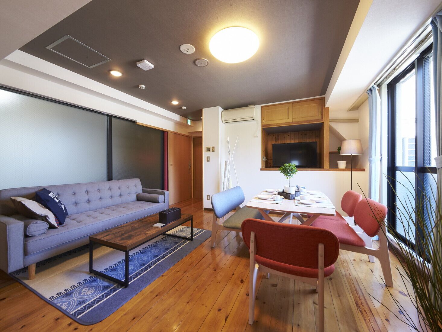 Living area | Flat-screen TV