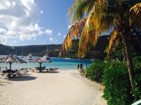 On the beach - s/v Timaiao, Entire boat for 6 guests, Breakfast & lunch, Grenada & Grenadines (Saint George)