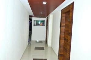 Hallway - The New Holiday Inn (Mahesana)