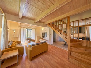 TV, fireplace - Holiday Hill 40 by Interhome (Cerny Dul/Cista)