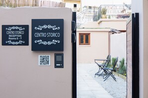 Daily continental breakfast (EUR 16 per person) - Centro Storico (Chania)