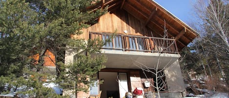 Esterni