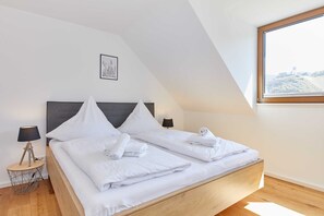 3 chambres, lit parapluie, Wi-Fi, draps fournis