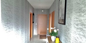 Unclassified image, 5 of 6, button