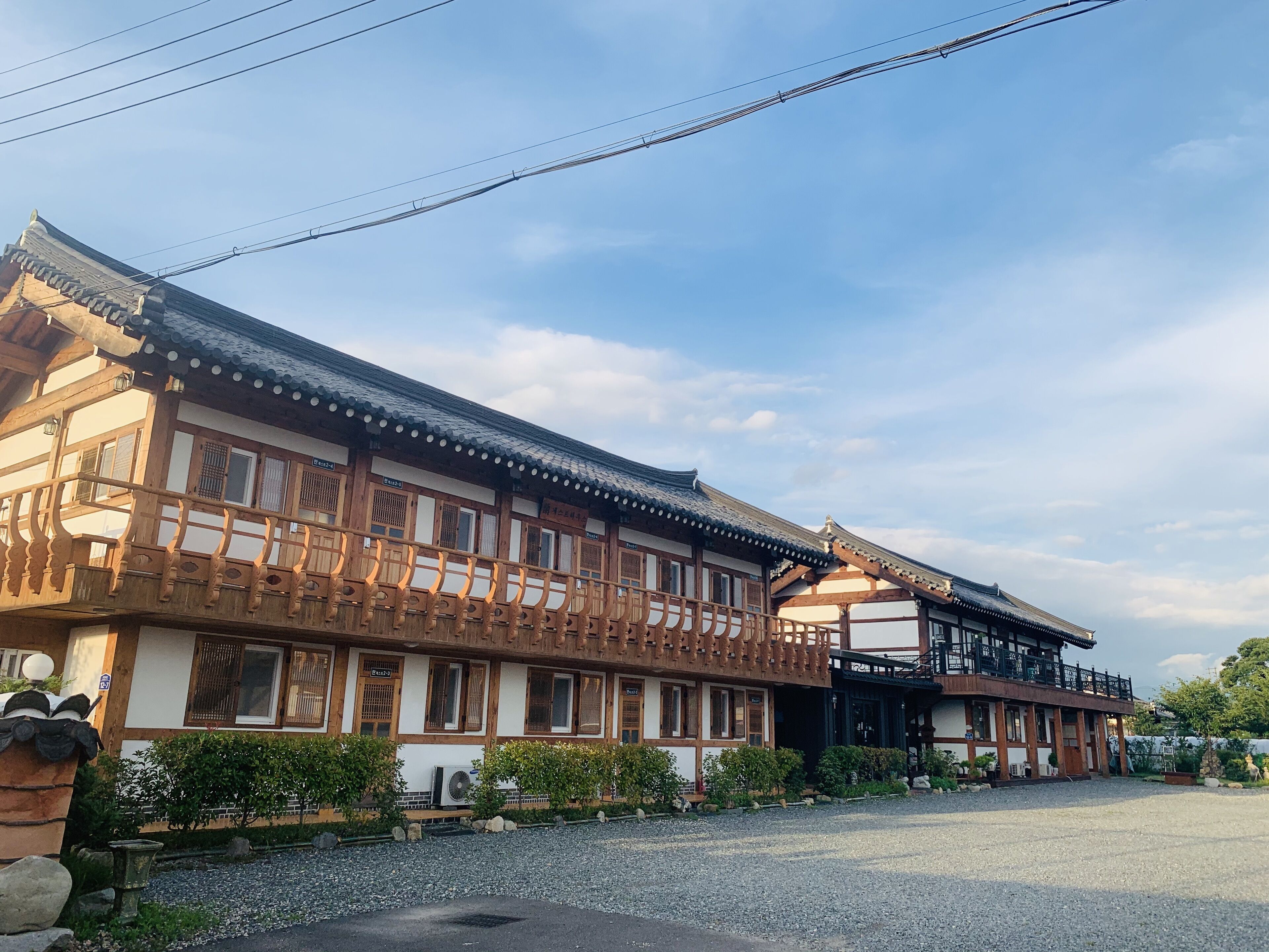 施設の正面