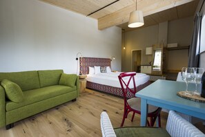 Appartement Small | Living area | Flat-screen TV - Berghaus Freiburg (Münstertal)