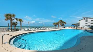 Studio (2 Bedrooms) | Interior