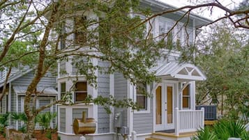 บ้านพัก (1 Bedroom) | ด้านหน้าที่พัก