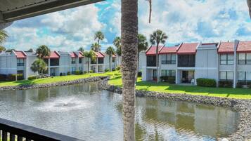 Studio (2 Bedrooms) | Interior