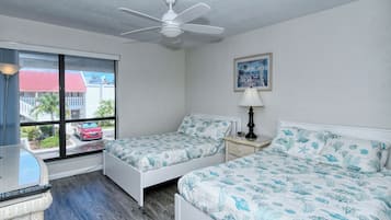 Studio (2 Bedrooms) | Interior