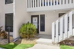 Studio (2 Bedrooms) | Interior - Runaway Bay Resort by BBG (Bradenton Beach)