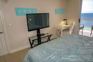 Studio (3 Bedrooms) | Interior