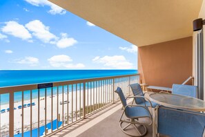 Studio (3 Bedrooms) | Interiör