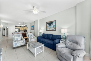 Monolocale (3 Bedrooms) | Interni