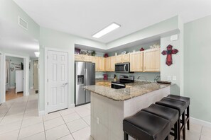 Studio (3 Bedrooms) | Intérieur