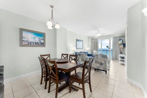 Studio (3 Bedrooms) | Intérieur