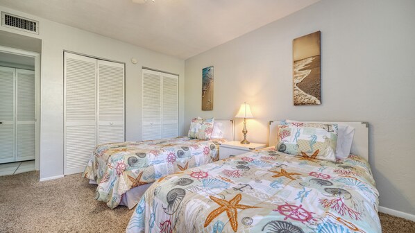 Studio (2 Bedrooms) | Interior