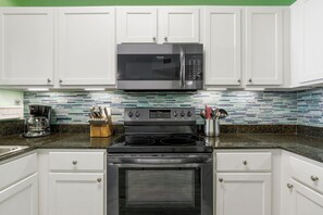 Studio (3 Bedrooms) | Innenbereich