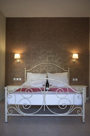 Deluxe Double or Twin Room - Michaelangelo (Parga)
