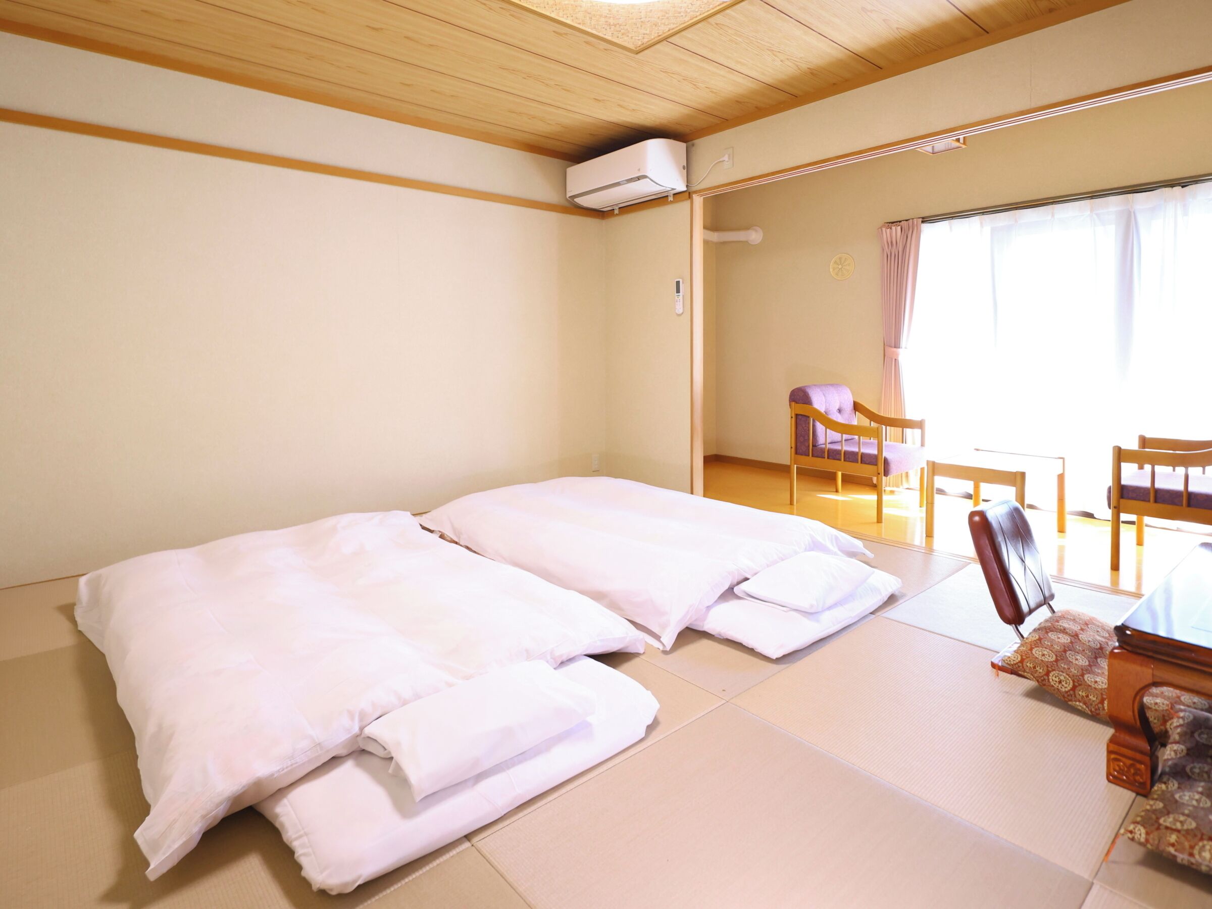 In-room safe, blackout curtains, bed sheets