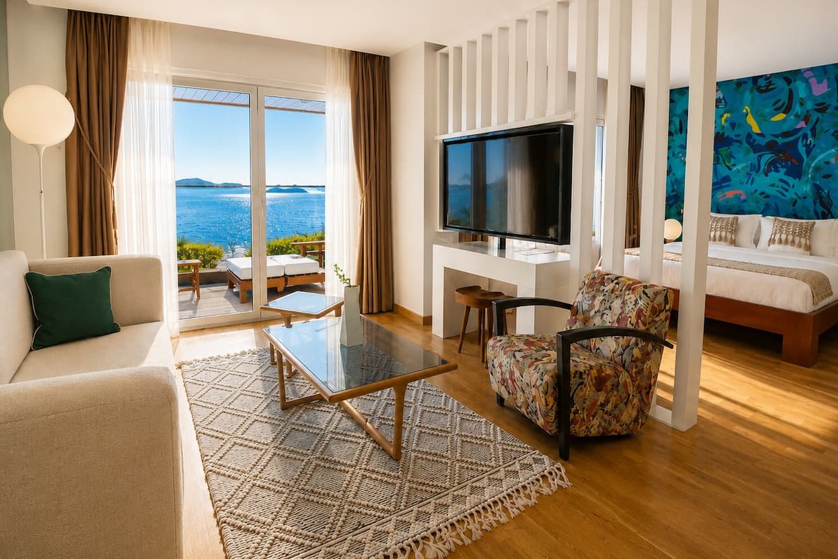 Executive Room, Balcony, Sea View | Minibar, in-room safe, soundproofing, WiFi (free)