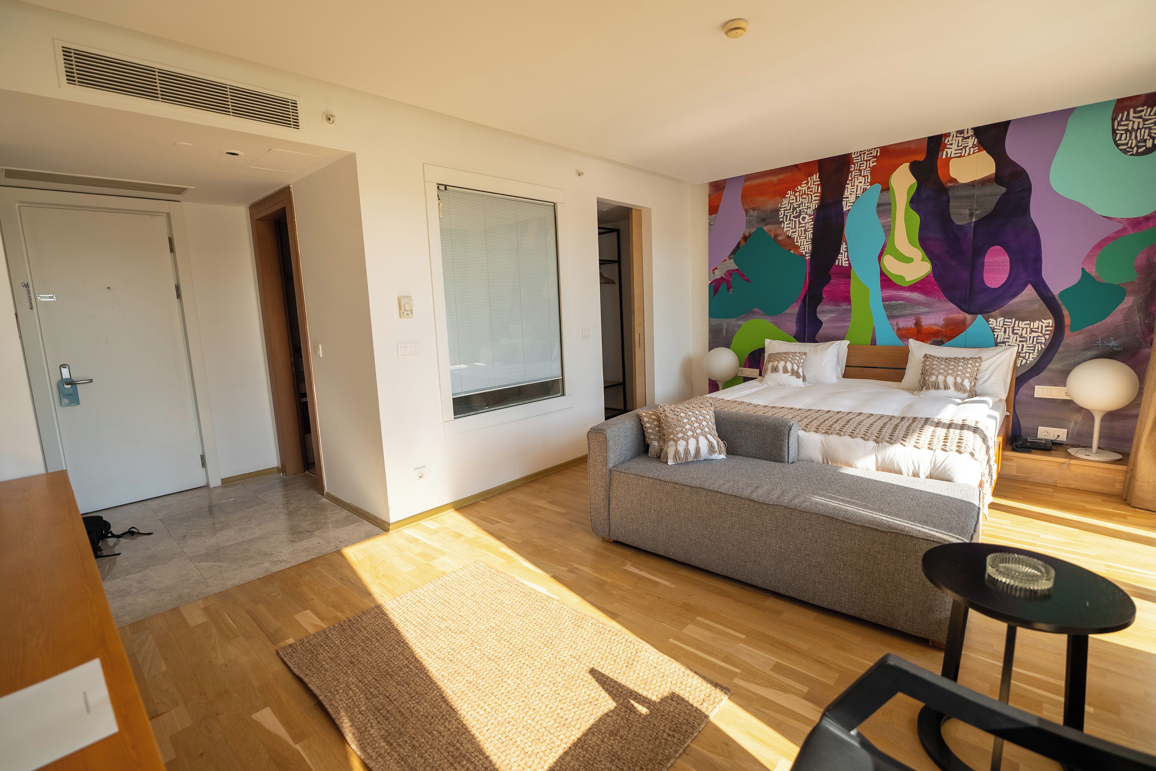 Comfort Room, Balcony, Garden View