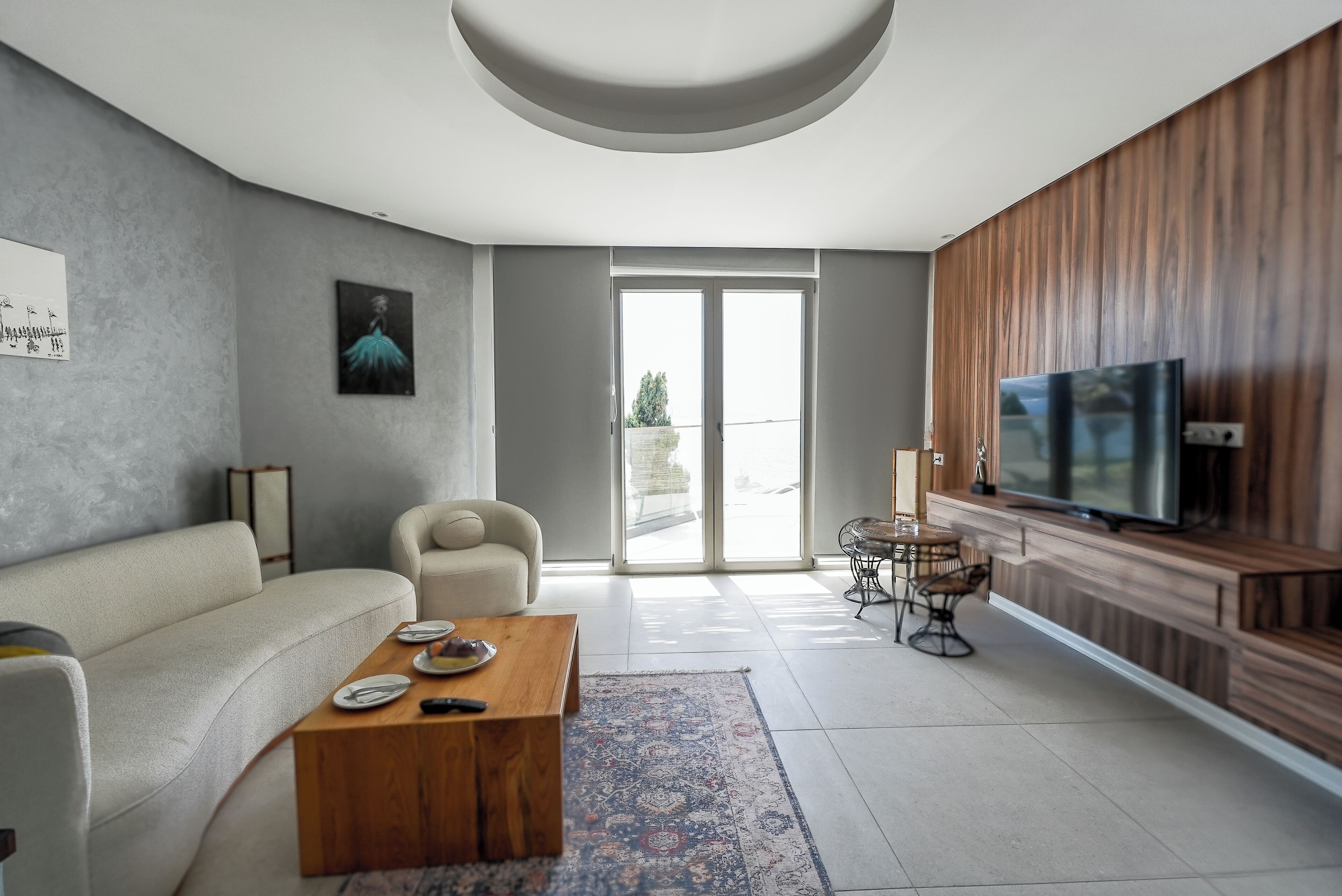 Deluxe Suite, 1 Bedroom, Balcony, Sea View | Living area