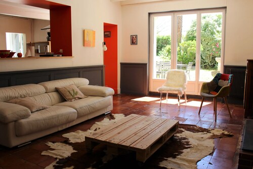 Gîte de charme avec piscine sur domaine viticole bio