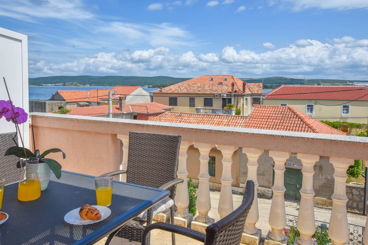Apartment (A1) | Balcony