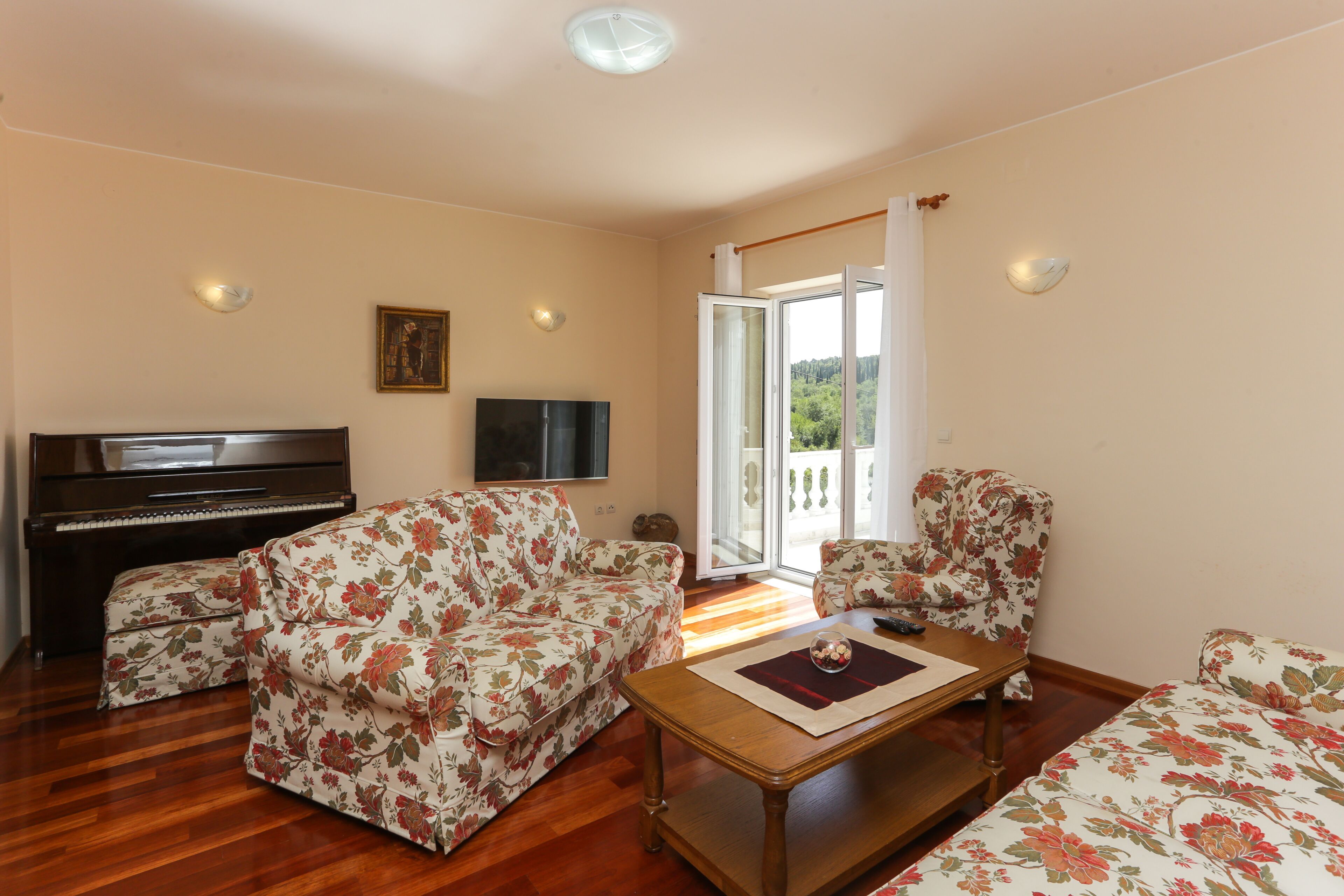 Huoneisto (Comfort 1-Bedroom Apt with Balcony) | Olohuone
