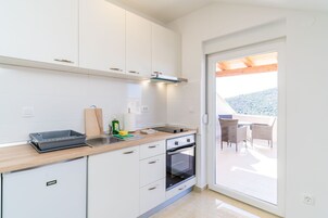 Monolocale (Deluxe Studio w/ Balcony n City View) | Soggiorno