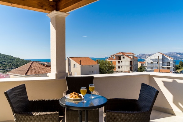 Studio (Deluxe Studio w/ Balcony n City View) | View from room