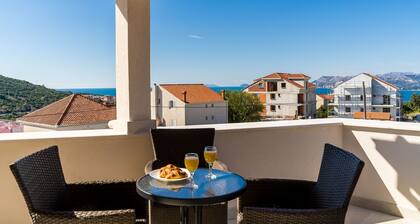 Apartments Šmanjak