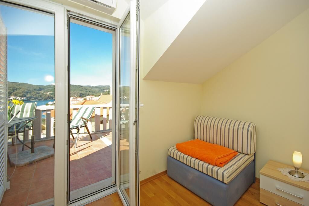 Studio (Standard Studio with Sea View) | 2 bedrooms, iron/ironing board, cribs/infant beds, free WiFi