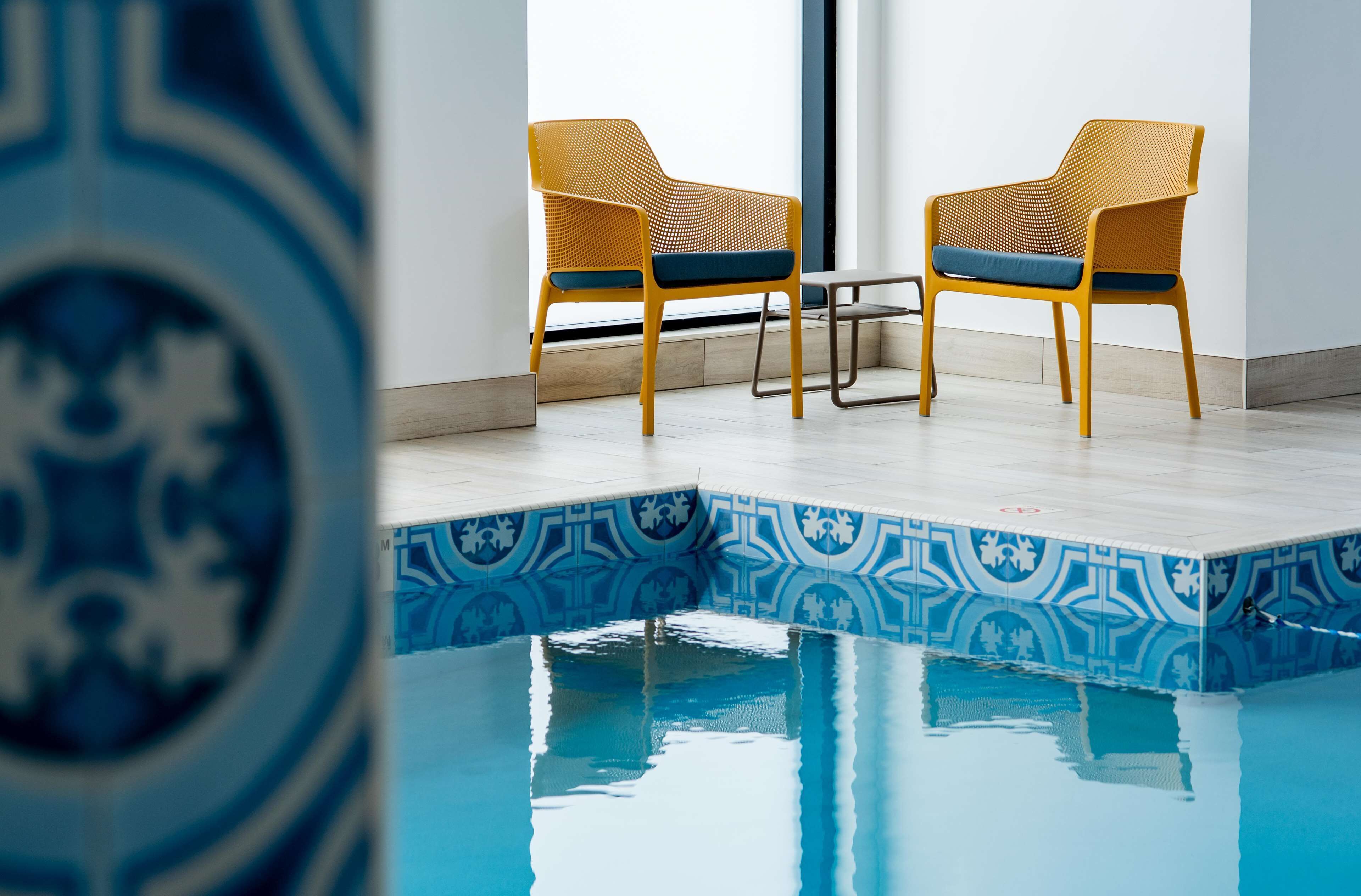indoor pool, pool loungers