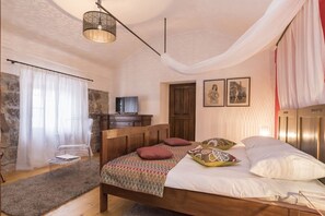 Villa | 4 dormitorios, wifi gratis, ropa de cama