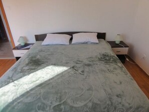 2 chambres, Wi-Fi gratuit, draps fournis