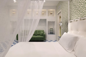Apartment | 2 bedrooms, down duvets, individually decorated, individually furnished - Luxury&Romantic Apartment with Balcony in Sorrento (Sorrento)