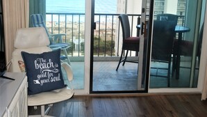 Interior - Spring is here, and summer is right around the corner!   Book a stay now! (Ocean City)