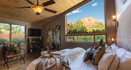 Meadow Lark Trail 3BD 2BA W/ Jacuzzi in THE best location